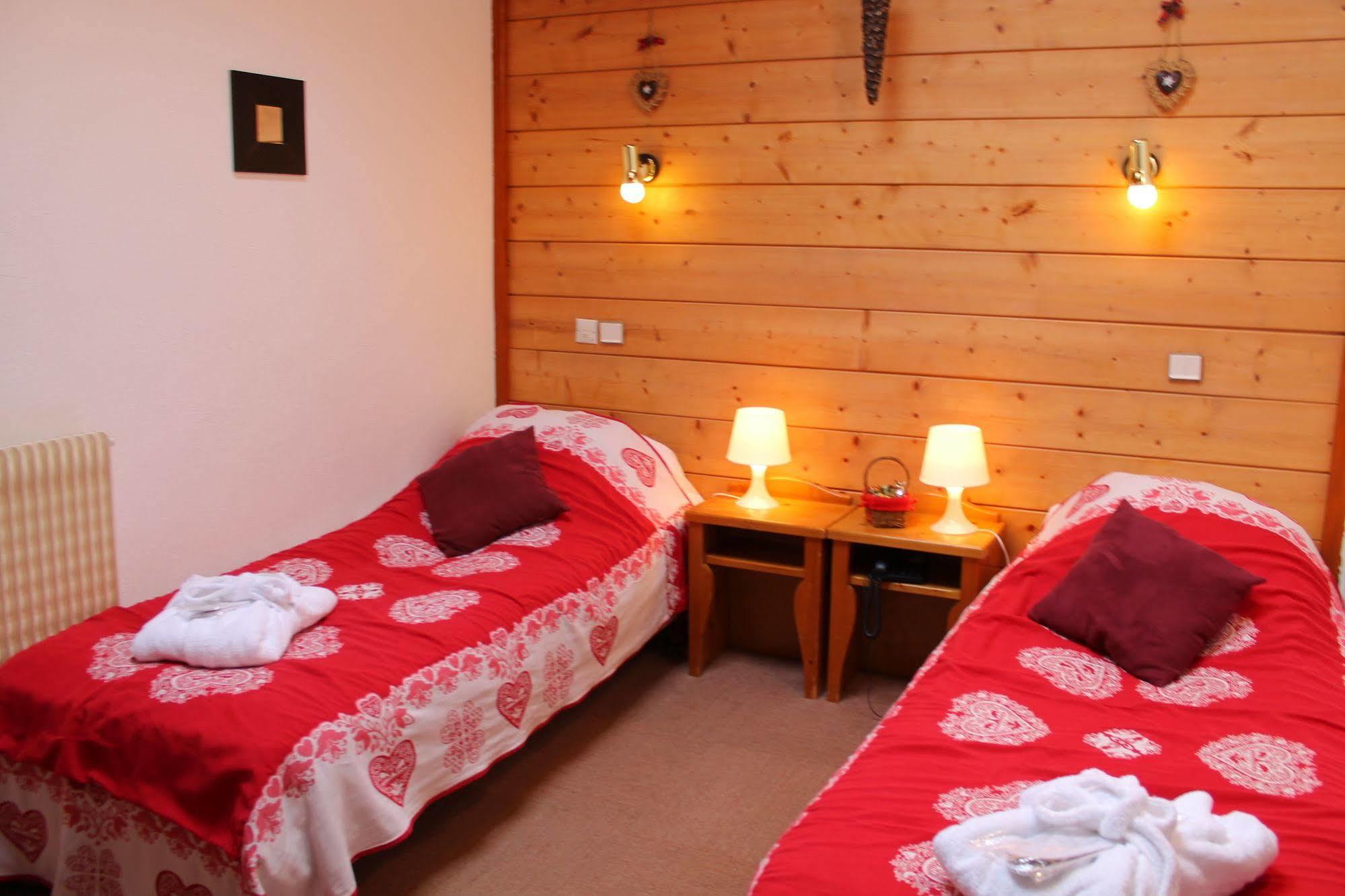 Chalet Hotel Aiguille Blanche Logis Les Gets Eksteriør bilde